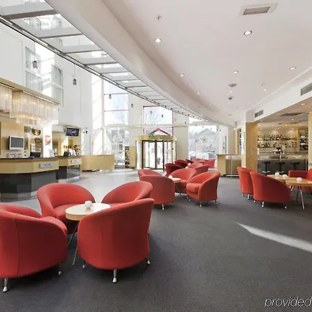 Thon Triaden Hotel
